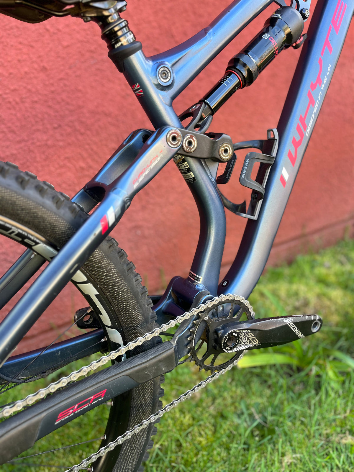 Bicicleta USADA -  WHYTE  G170s